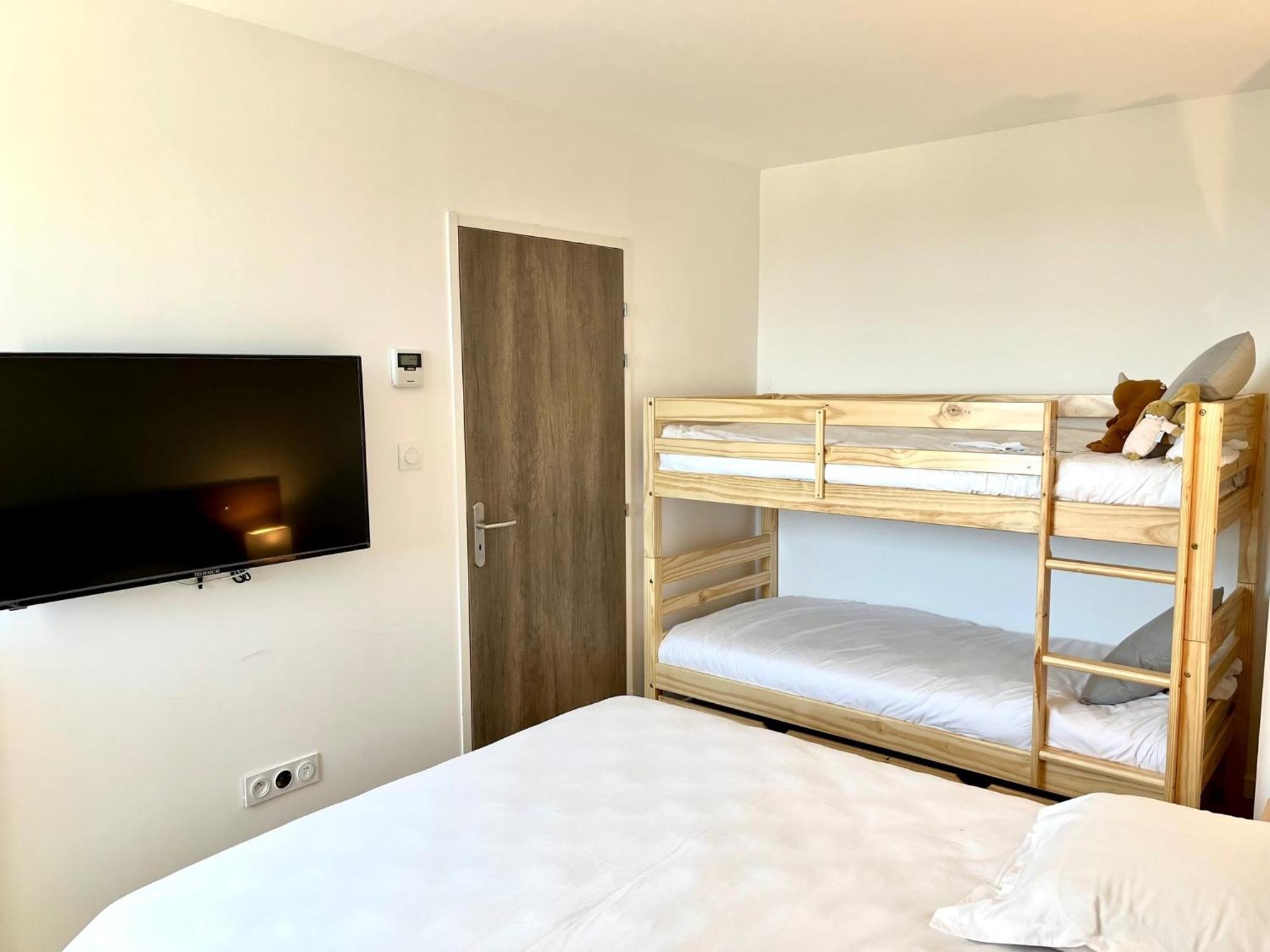 Superior One-Bedroom Apartment,1653595548:JPEG